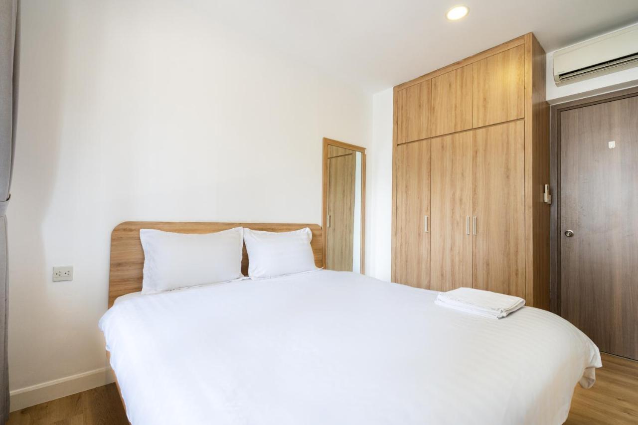 Luxurious Icon 56, The Price Apartment