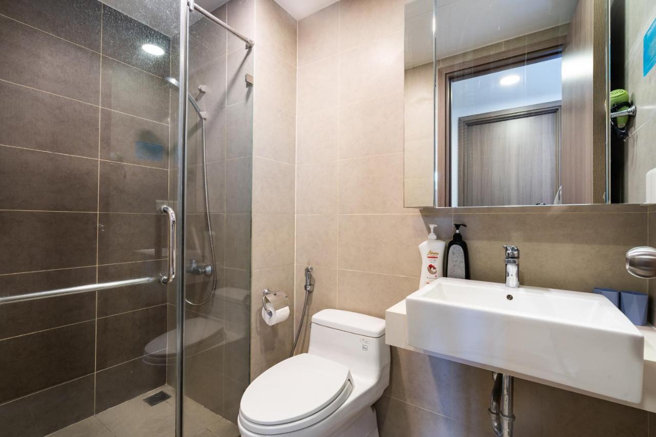 Luxurious Icon 56, The Price Apartment