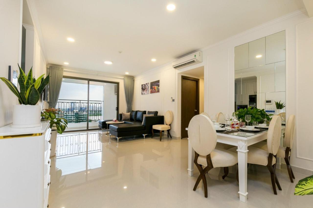 Saigon Royal