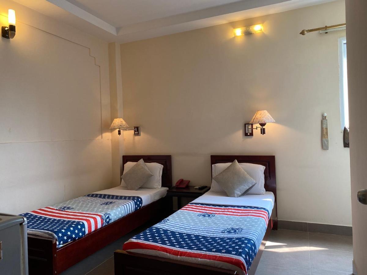 Kim Hotel 2*