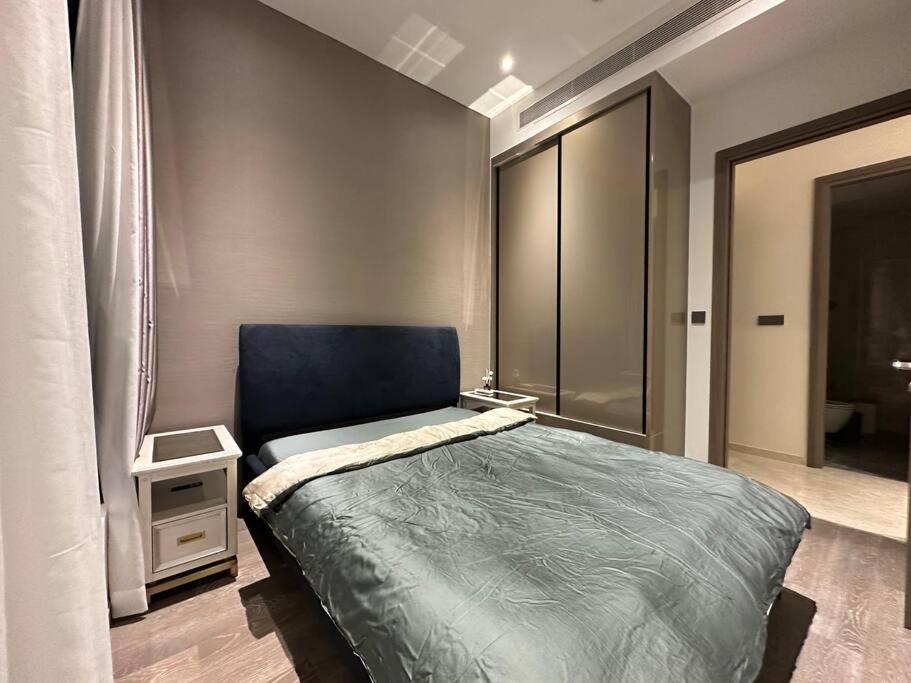 Căn hộ Luxury 2bd W Rooftop Bar & Pool In Saigon Center *