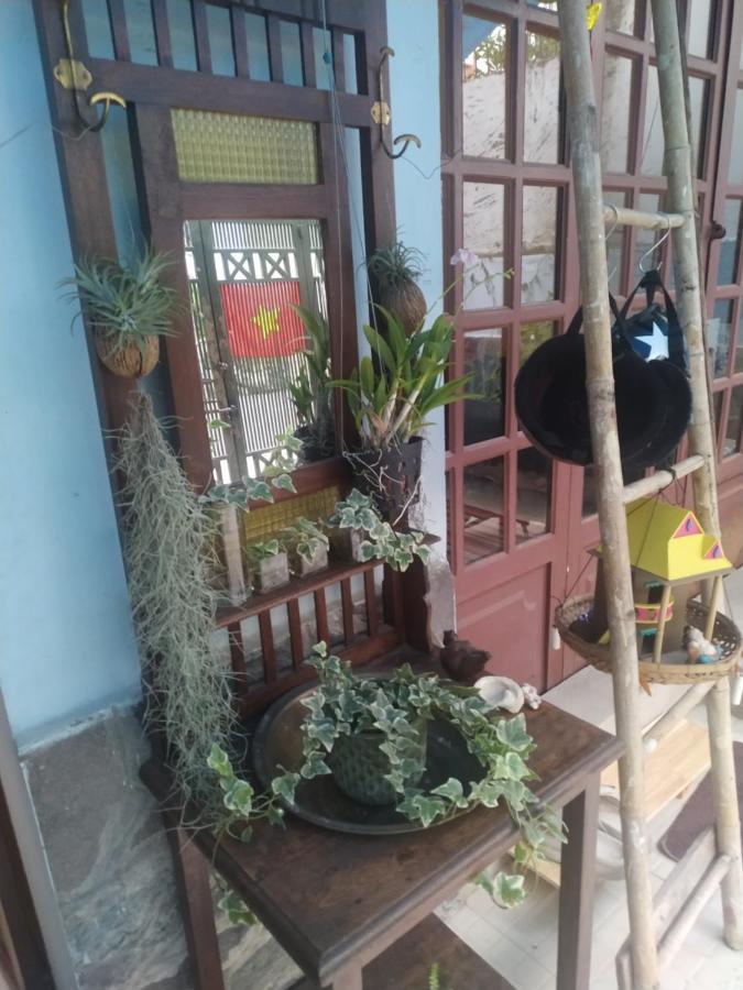 Entire Small House Mins To Everywhere! Rumah percutian *