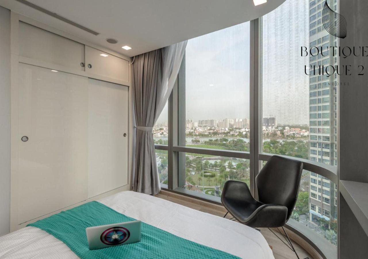 Boutique Unique Landmark 81 Vinhomes Central Park Apartment