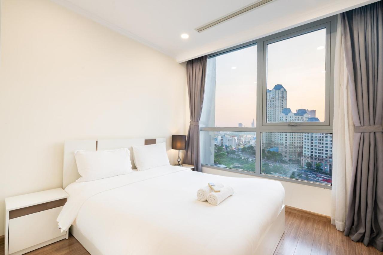 Landmark Luxury - Vinhomes Park Ho Chi Minh City