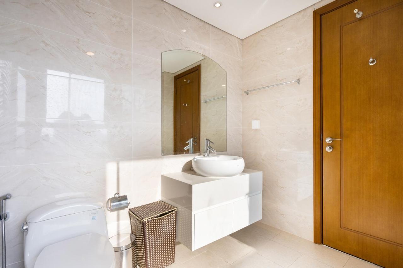 Landmark Luxury - Vinhomes Park Ho Chi Minh City