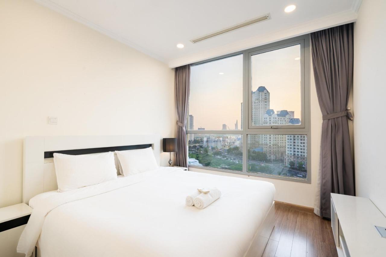 Aparthotel Landmark Luxury - Vinhomes Park Ho Chi Minh City