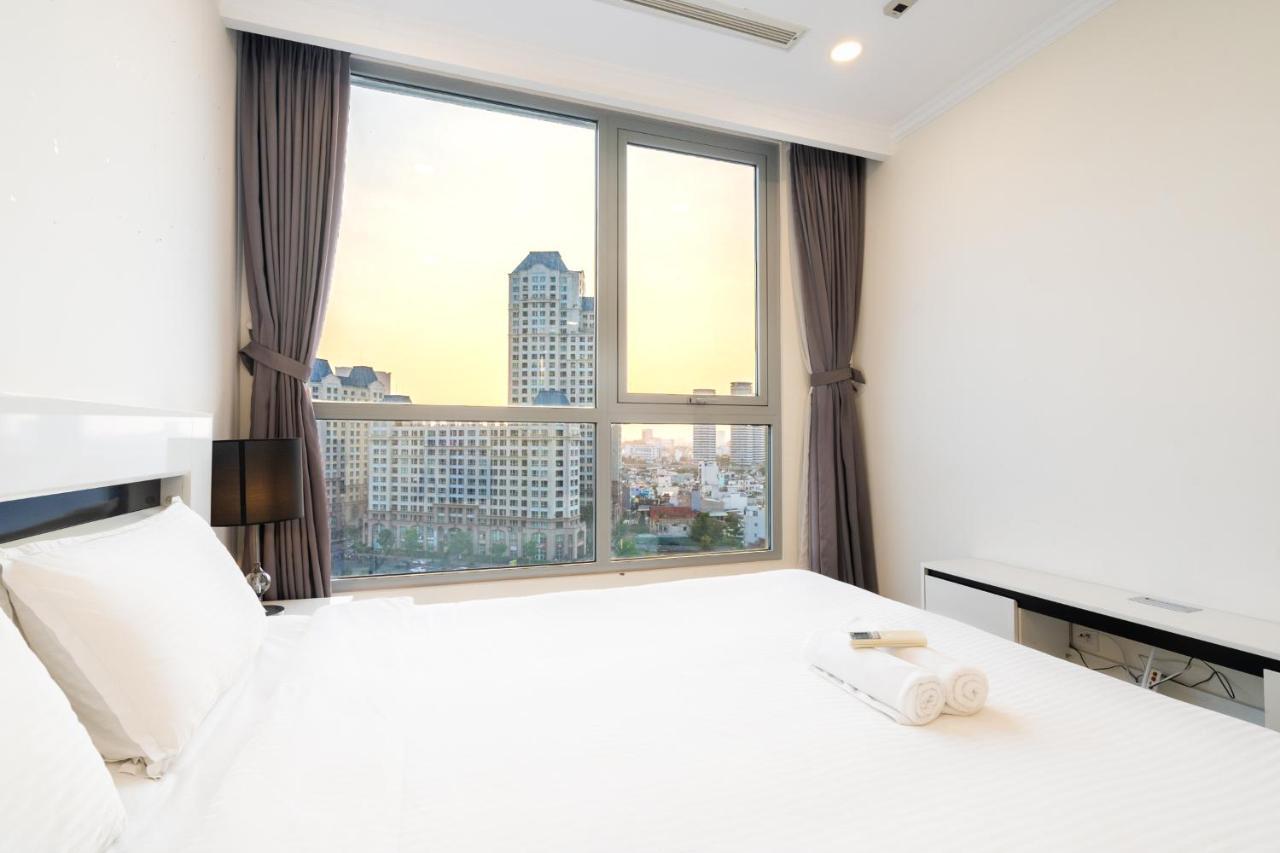 Landmark Luxury - Vinhomes Park Ho Chi Minh City
