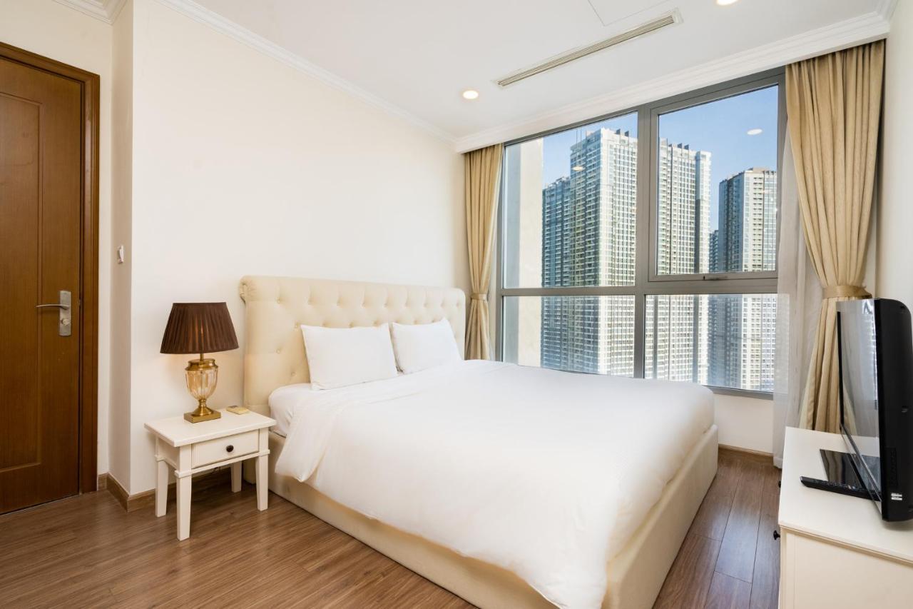 Landmark Luxury - Vinhomes Park 4*