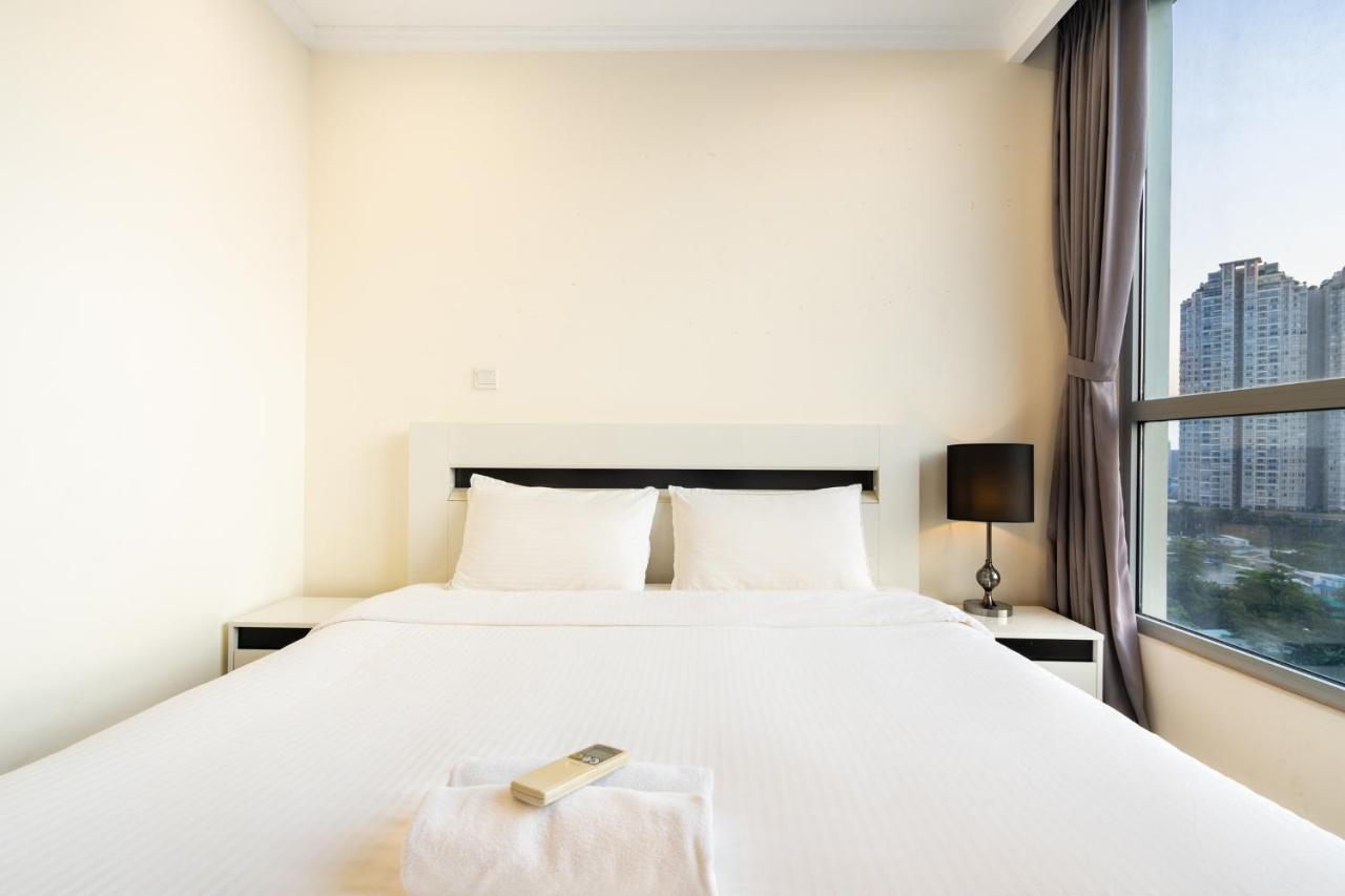 Landmark Luxury - Vinhomes Park Ho Chi Minh City
