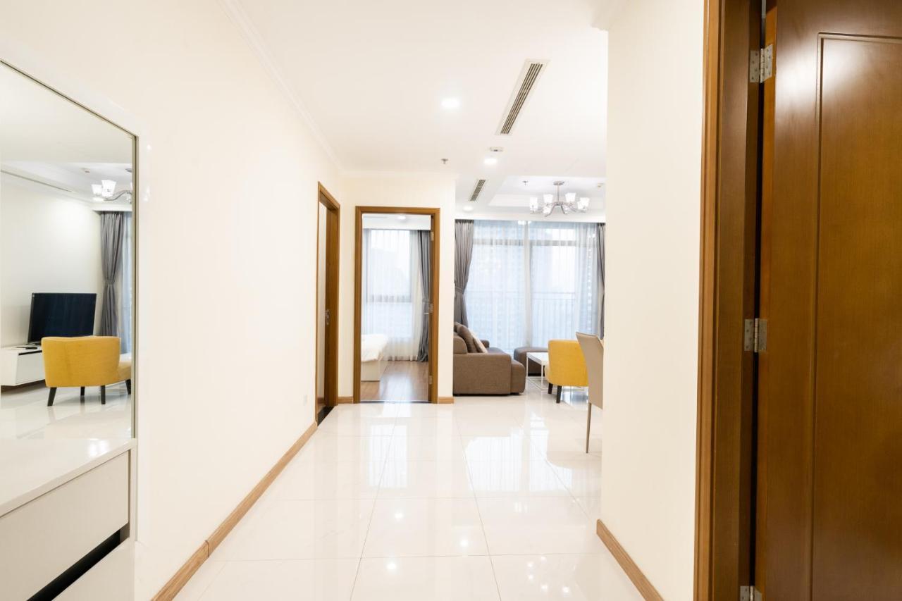 Landmark Luxury - Vinhomes Park 4*