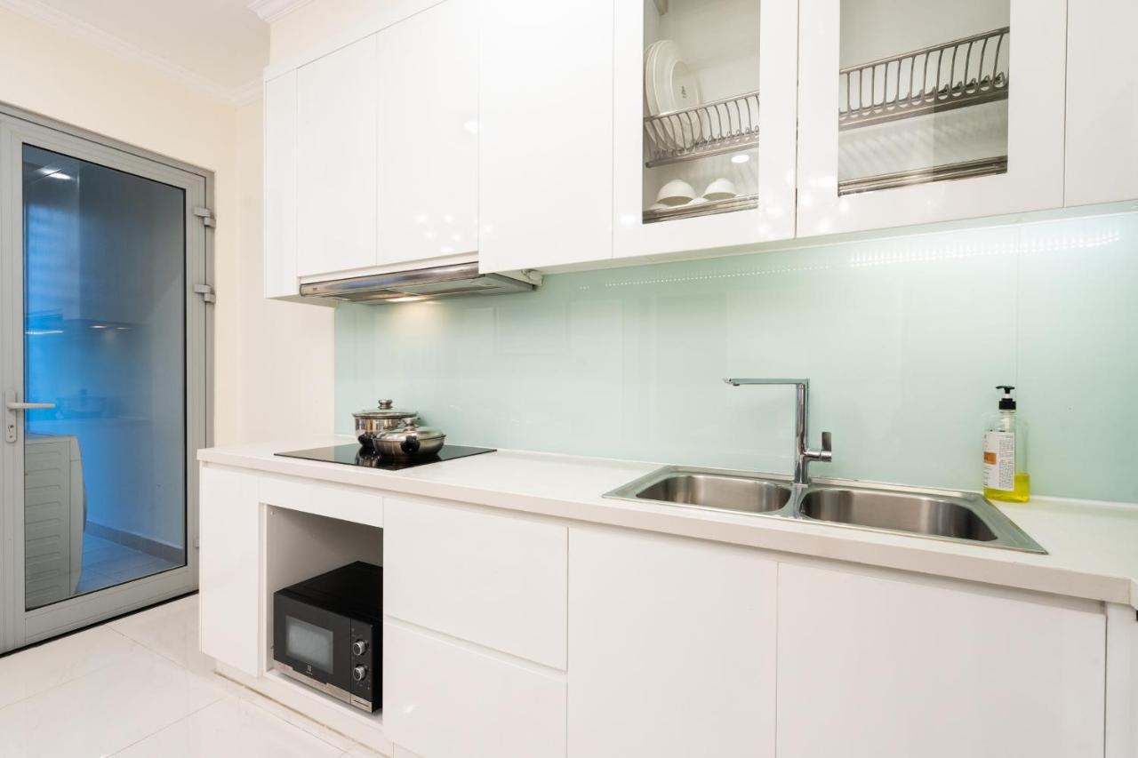 Aparthotel Landmark Luxury - Vinhomes Park 4*