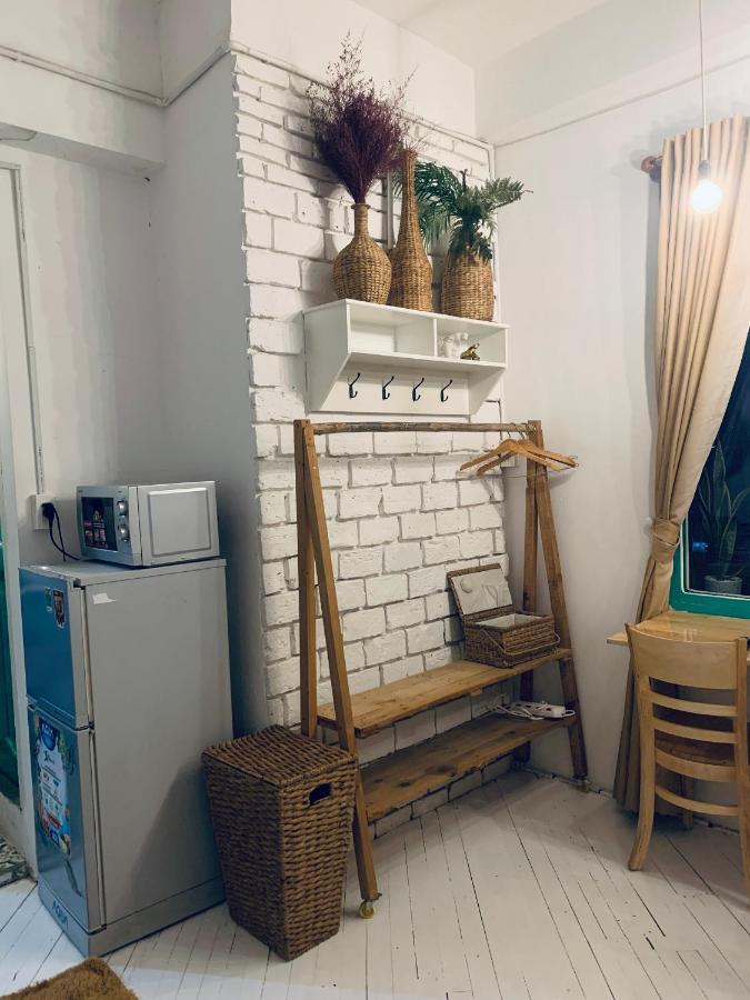 Old Saigon Apartment *