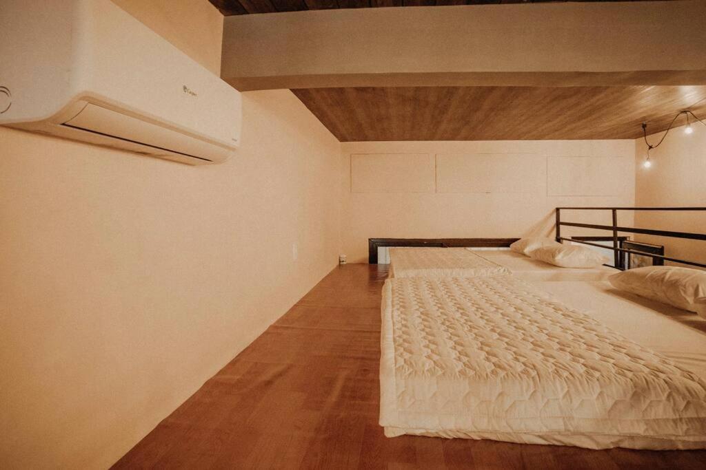 Stay&chill - H.3 - Spacious Loft Near Ben Thanh Ho Chi Minh City