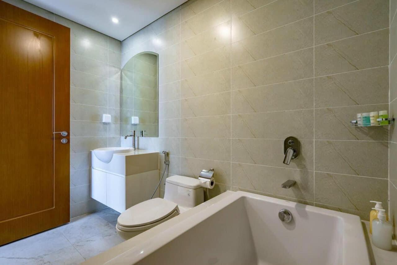 Premier Landmark Plus Vinhomes Central Park Ho Chi Minh City