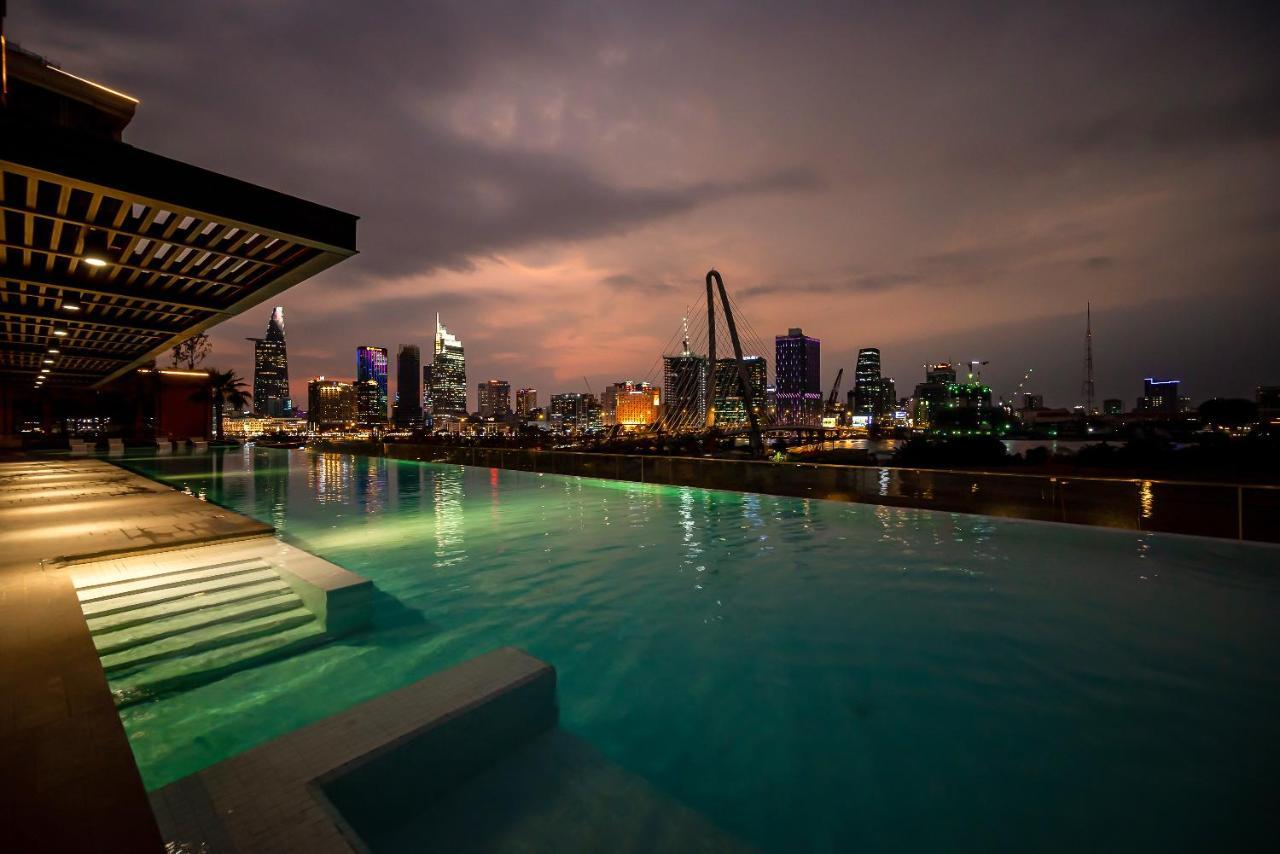 The Metropole Residences Apartment *