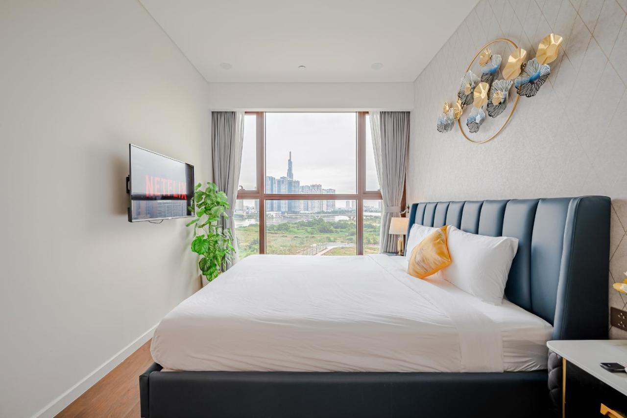 The Metropole Residences Apartment *