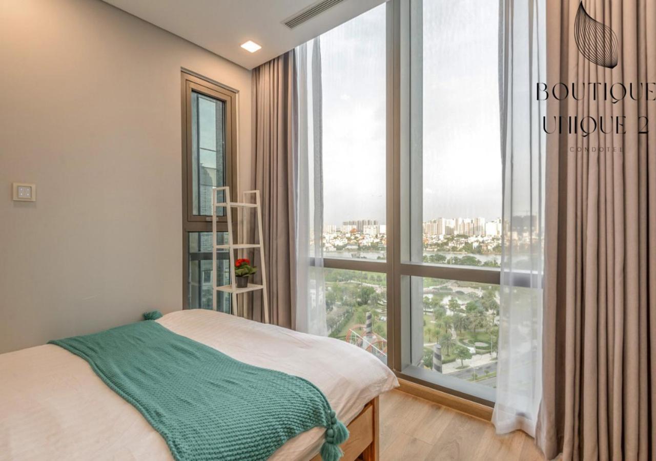 Boutique Unique Landmark 81 Vinhomes Central Park Apartment *