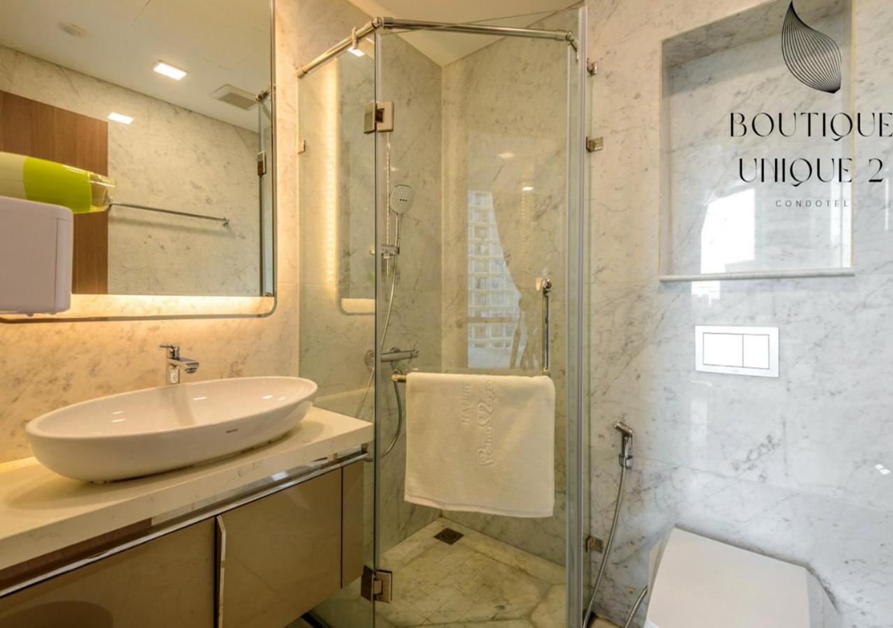 Boutique Unique Landmark 81 Vinhomes Central Park * Ho Chi Minh City