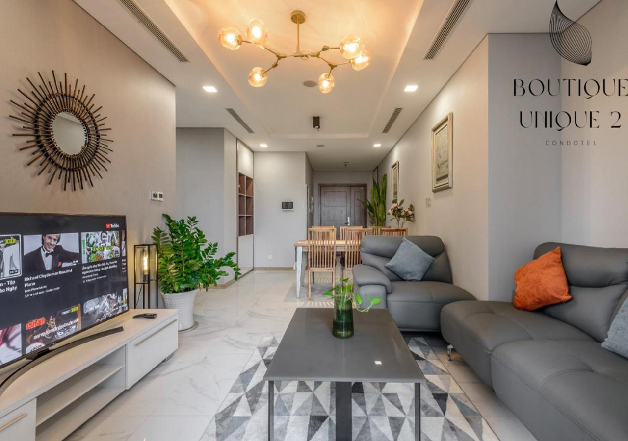 Boutique Unique Landmark 81 Vinhomes Central Park Apartment