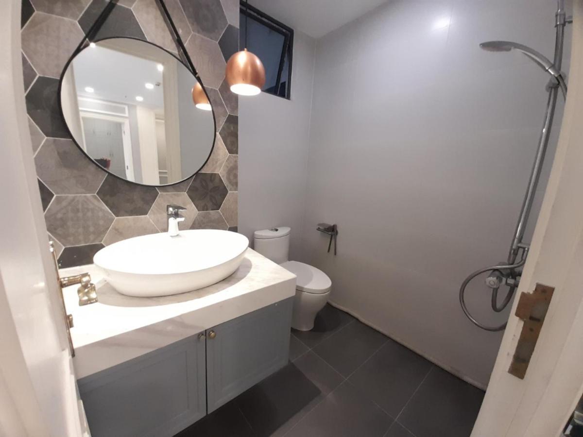 Everrich Q5 - Two Bedroom