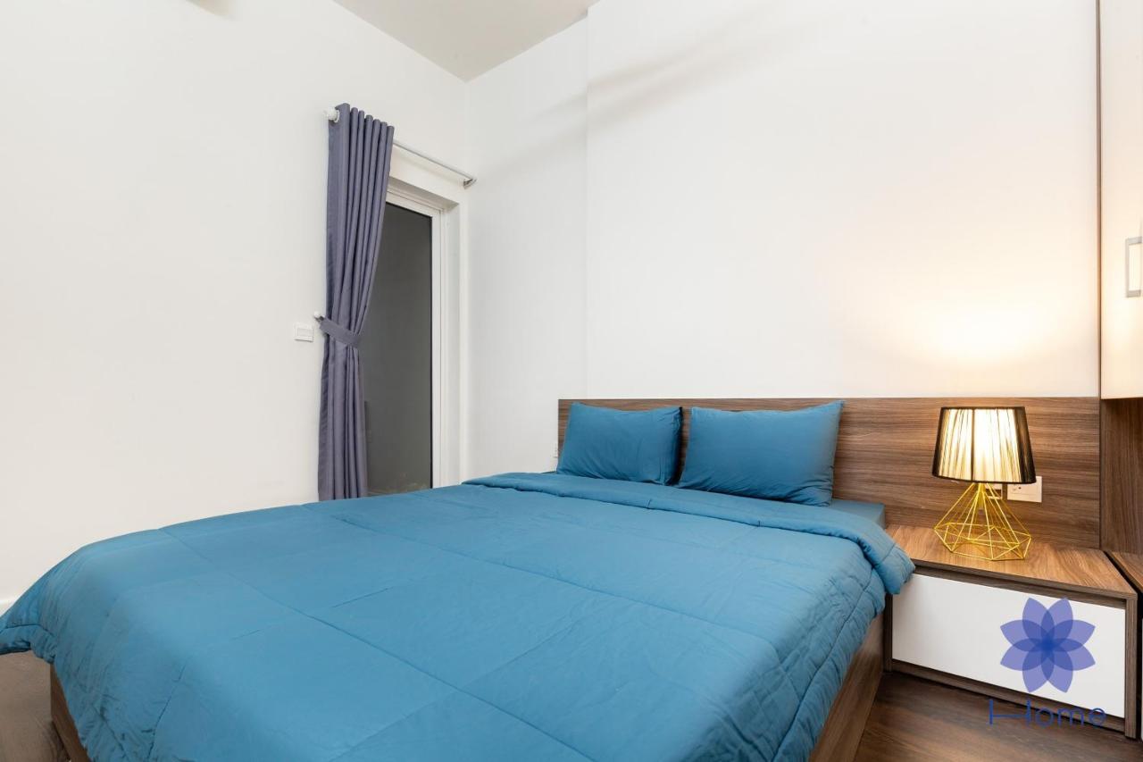 Near Tan San Nhat Airpot Apartment *