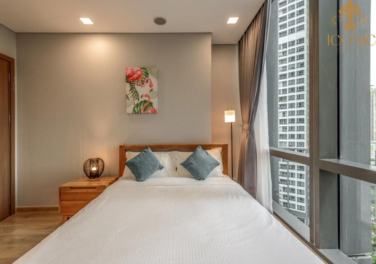 Iconic Landmark 81 Vinhomes Central Park *