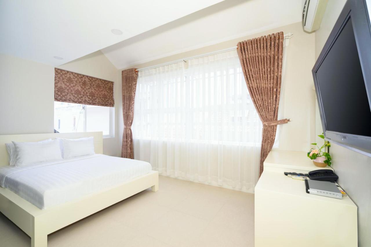 Sunshine Boutique Phu My Hung Hotel