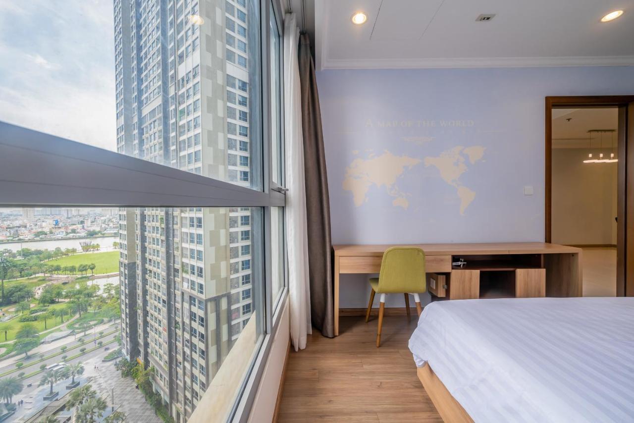 Premier Landmark Plus Vinhomes Central Park Ho Chi Minh City
