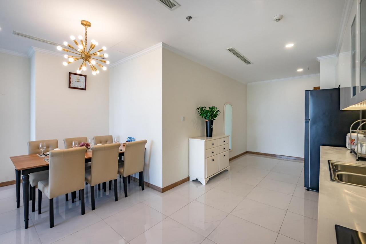 Apartment Premier Landmark Plus Vinhomes Central Park Ho Chi Minh City