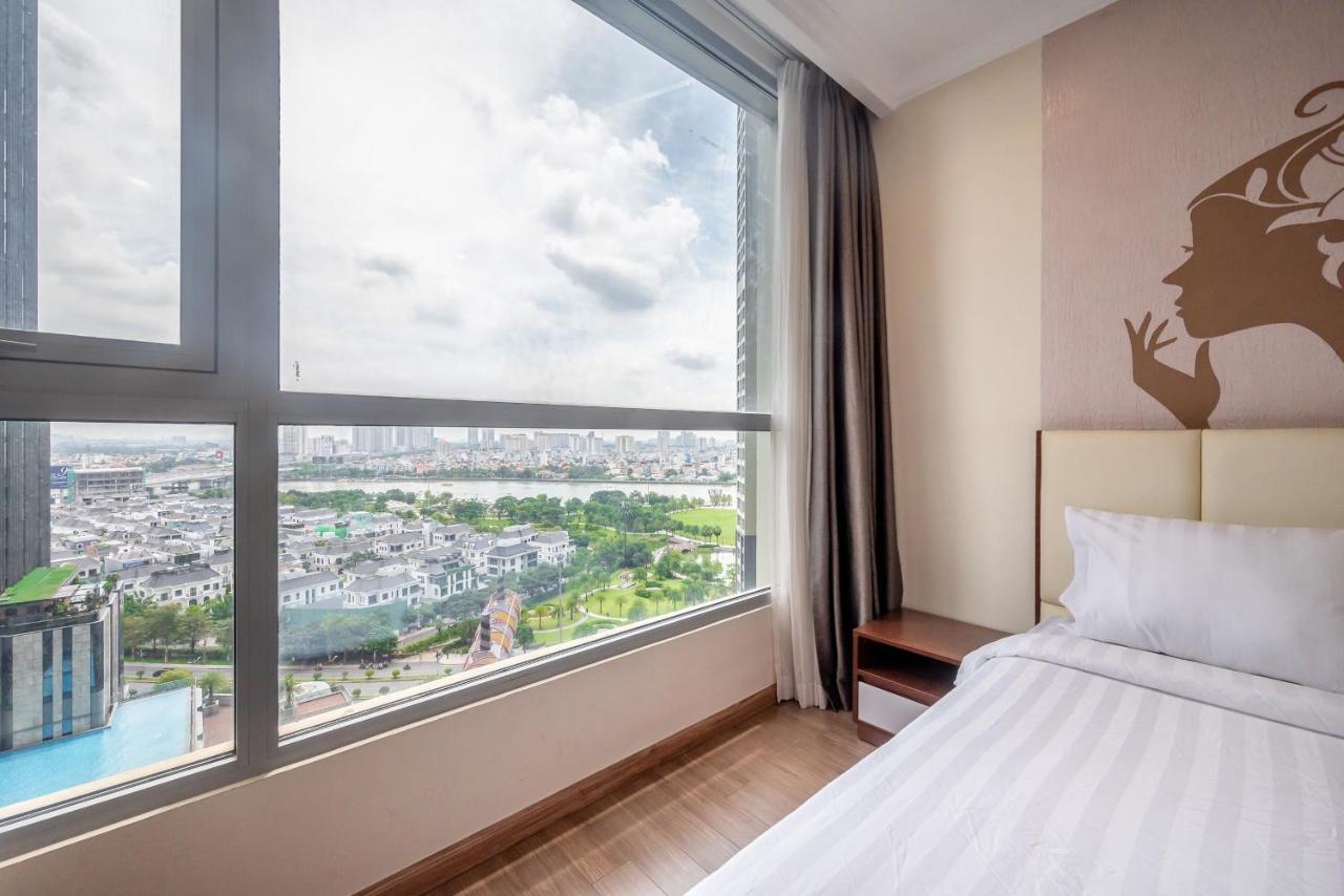 Premier Landmark Plus Vinhomes Central Park Ho Chi Minh City