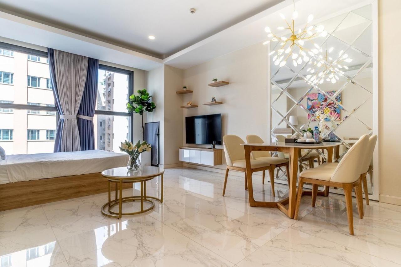 De Lux D1 Next Hyatt, Opera House, Ben Thanh, Pool,gym * Ho Chi Minh City