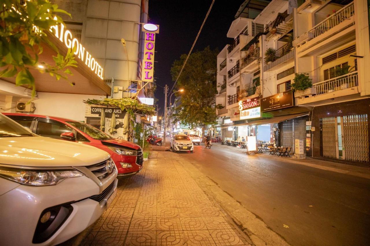 Airport Saigon - Gan Am Thuc Dem Cho Pham Ho Chi Minh City