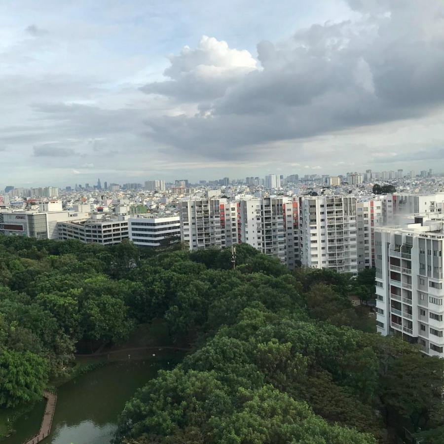 Apartment Ho Vip Sieu Rong, Sieu Sang, Gia Tot Chung Cu Celadon, Ngay Aeon Tan Phu *