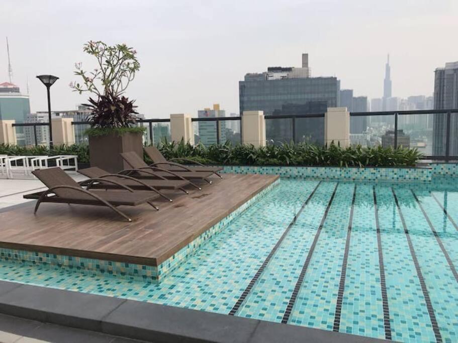 De Lux Next Hyatt ,opera House ,benthanh ,pool,gym Apartment *
