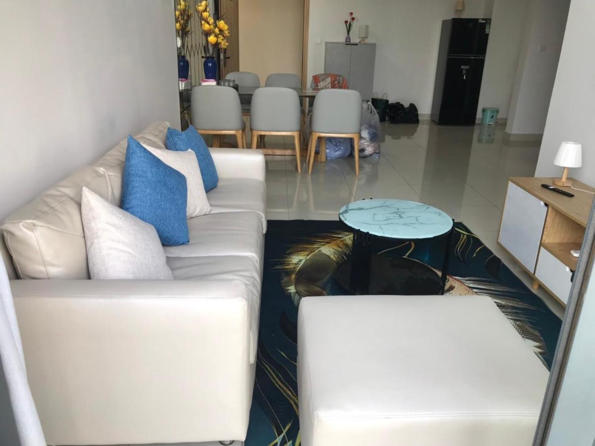 Ho Vip Sieu Rong, Sieu Sang, Gia Tot Chung Cu Celadon, Ngay Aeon Tan Phu Apartment