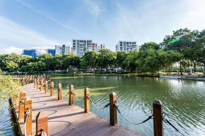 Apartment Ho Vip Sieu Rong, Sieu Sang, Gia Tot Chung Cu Celadon, Ngay Aeon Tan Phu Ho Chi Minh City