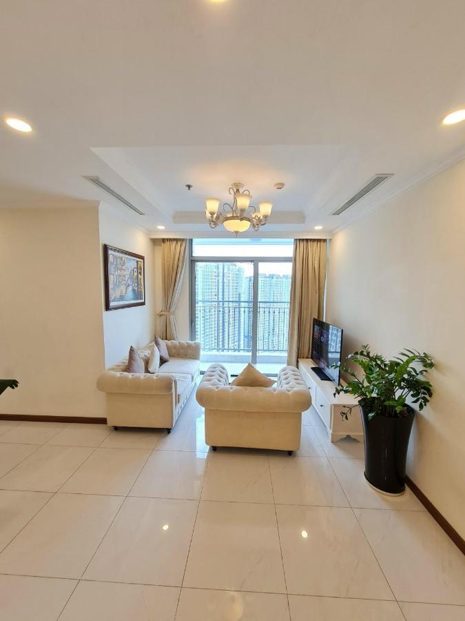 Apartment The Regal Residences At Vinhomes Central Park Ho Chi Minh City