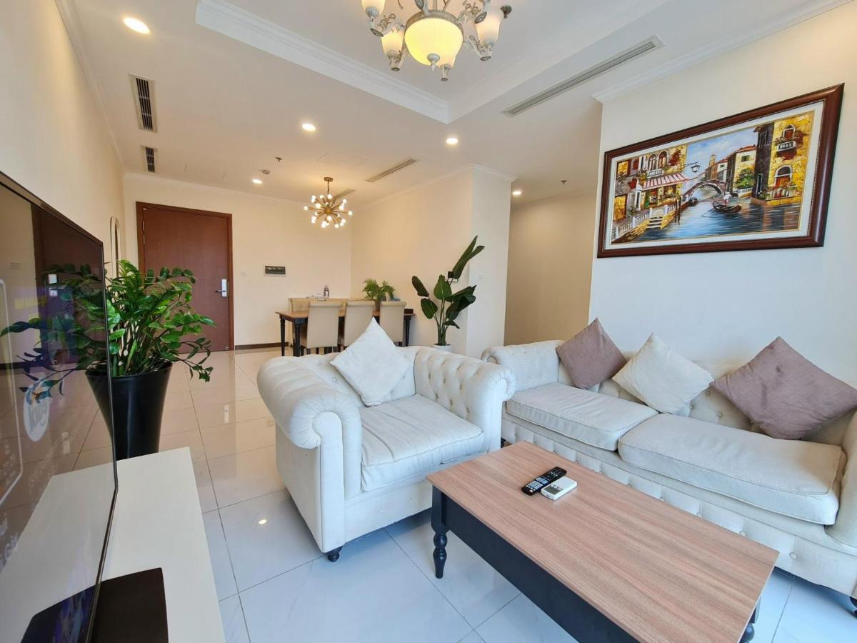 The Regal Residences At Vinhomes Central Park * Ho Chi Minh City