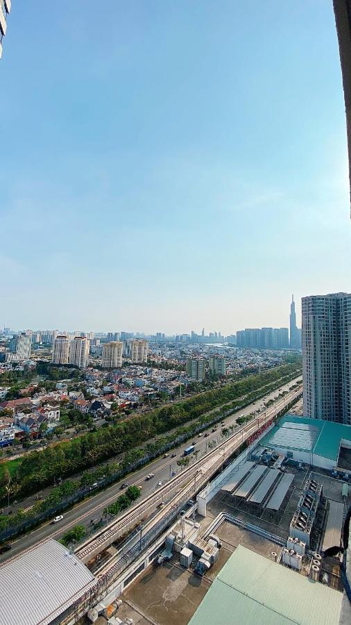 Monmon - Masteri Thao Dien - 3br - River & Landmark 81 View