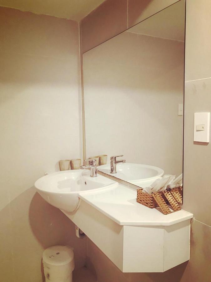 Simmi 5 & Hotel Ho Chi Minh City