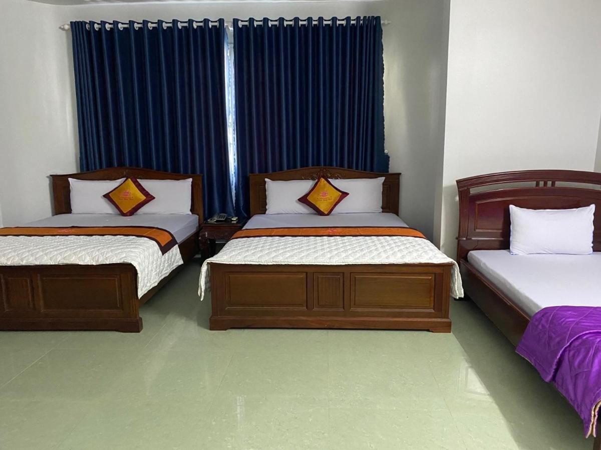 Hotel Khach San Thanh Hong Ho Chi Minh City