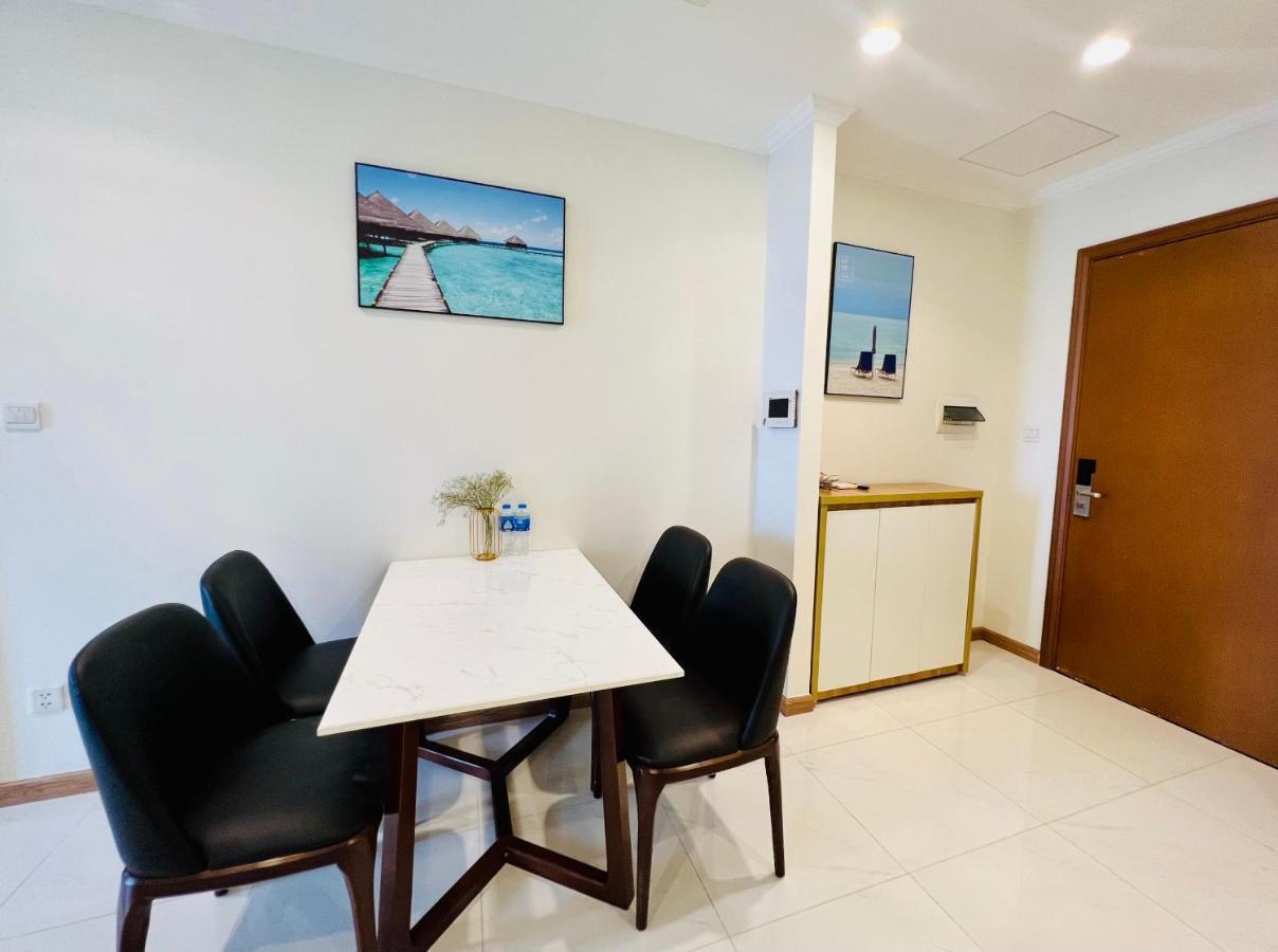 Vinhomes Central Park Luxury For Rent *
