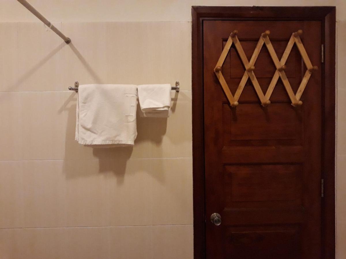 Apartment Dong Duong *