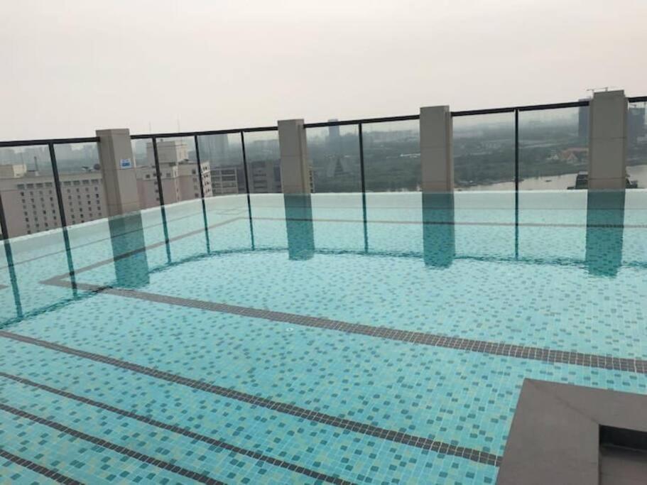 De Lux Next Hyatt ,opera House ,benthanh ,pool,gym *