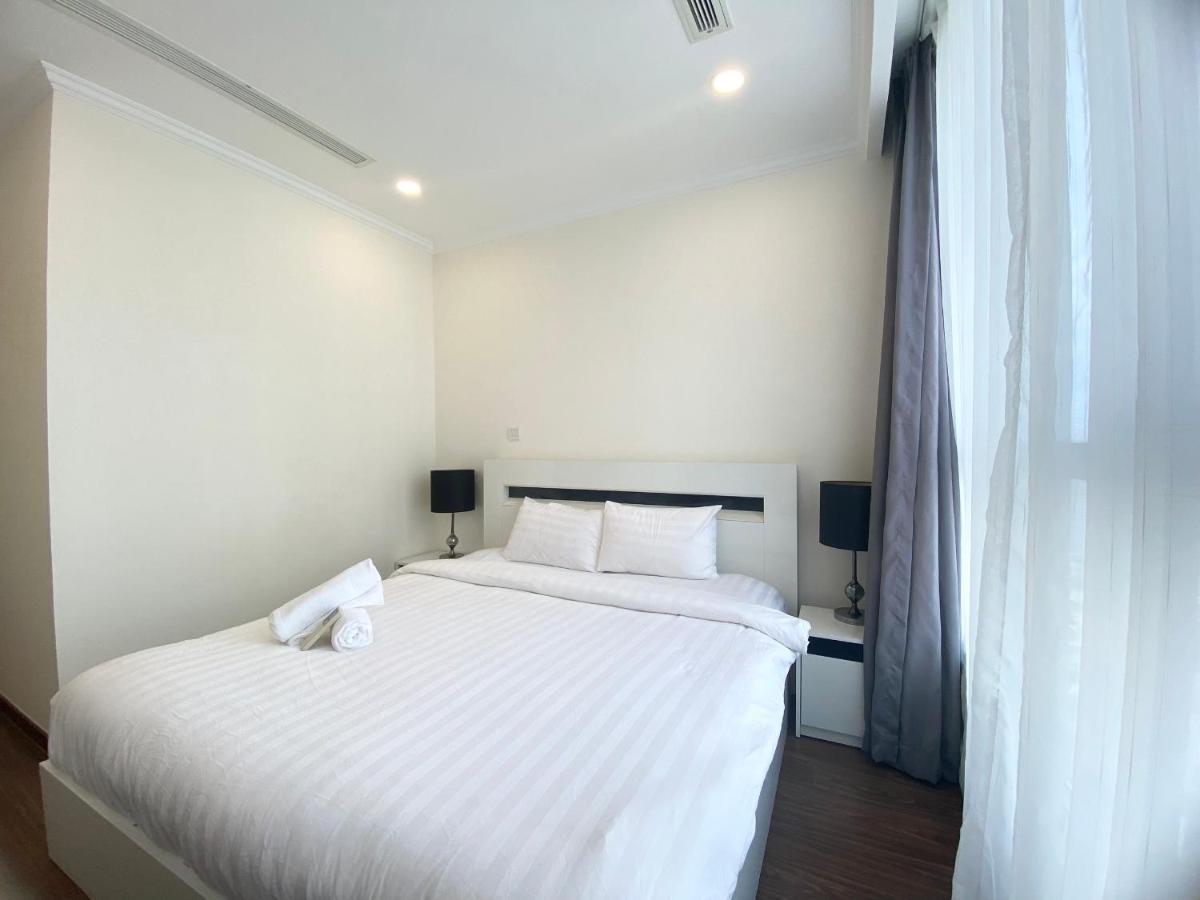 Ho 2pn Voi Phong Cach Hien Dai Tre Trung Apartment