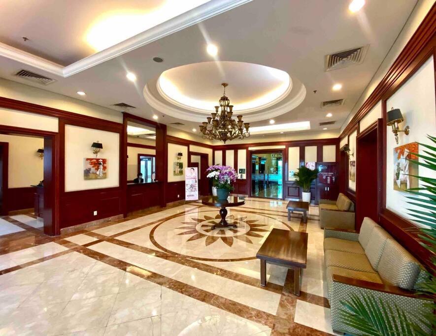 Melody - The Manor 2 Building Apartment *