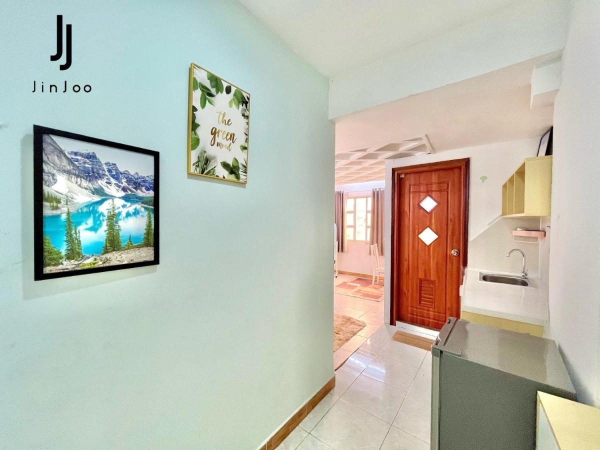 Jinjoo - Phong Rieng Studio Quan 1 Ho Chi Minh City