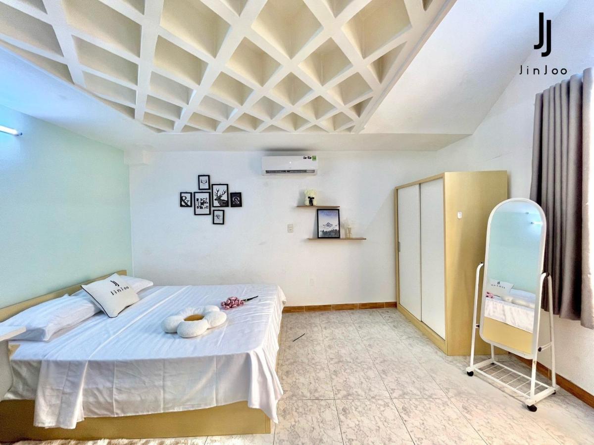 Jinjoo - Phong Rieng Studio Quan 1 *