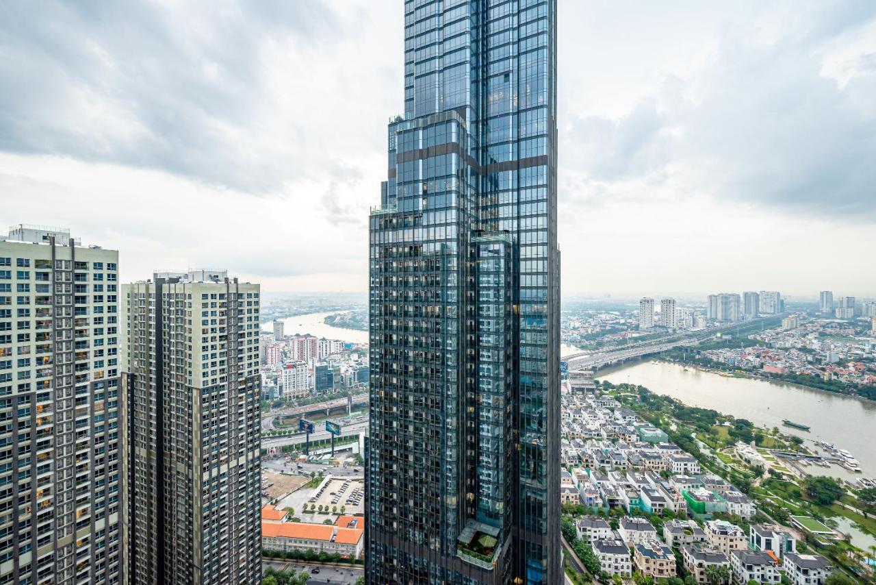 Landmark Luxury 1234pn *