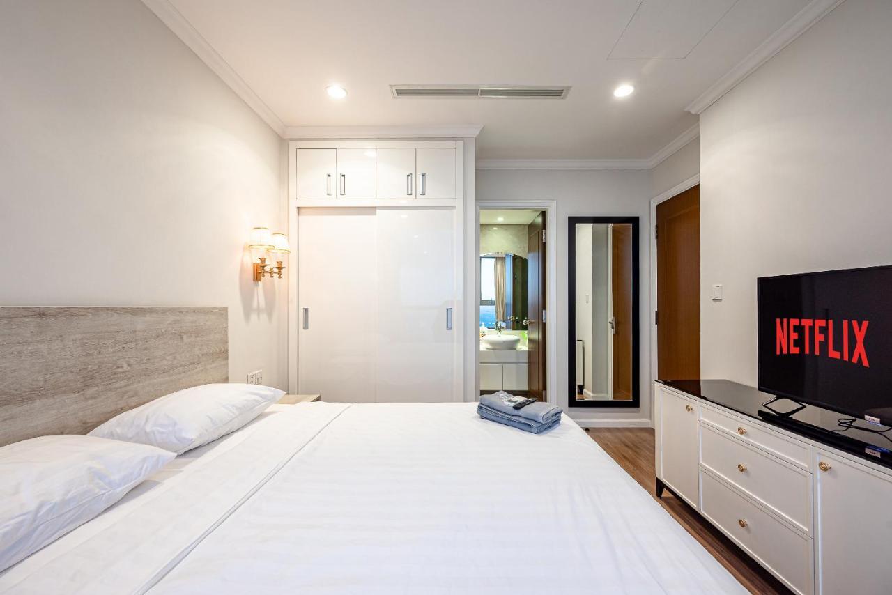 Landmark Luxury 1234pn * Ho Chi Minh City